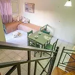 San Giorgios Maisonettes *